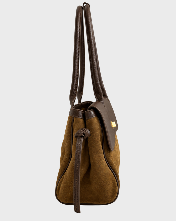 QUILTED LEATHER SHOULDER BAG CARAMEL