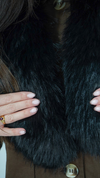 CUELLO DE PELO VIRAGO NEGRO